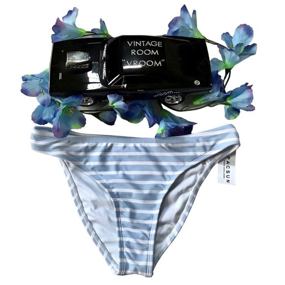 LA Hearts by Pacsun NWT Full Coverage Swim Bottom Women M - Picture 1 of 6